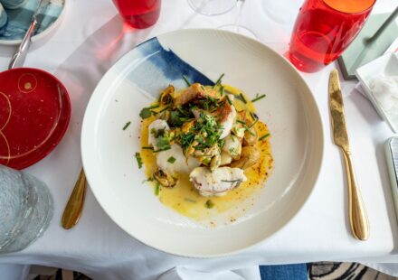 Le Jules Verne Review