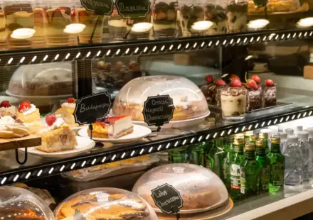 Cafe Budapest - Kuliner Eropa