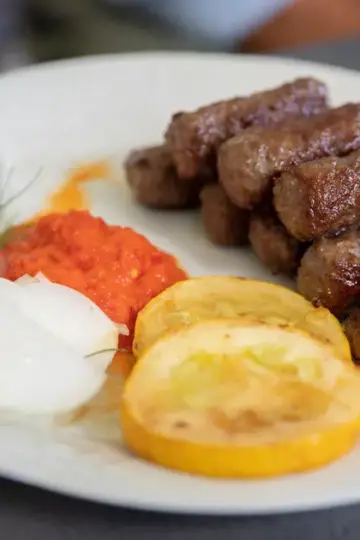 Cevapcici Balkan - Kuliner Eropa
