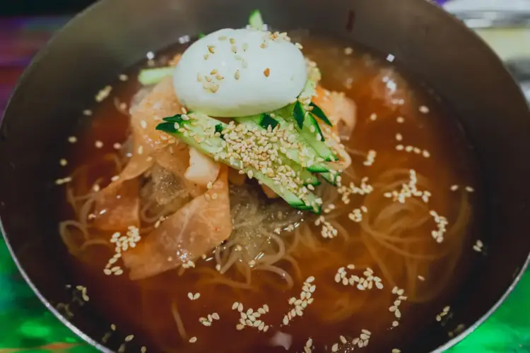 Naengmyeon Korea - Kuliner Asia